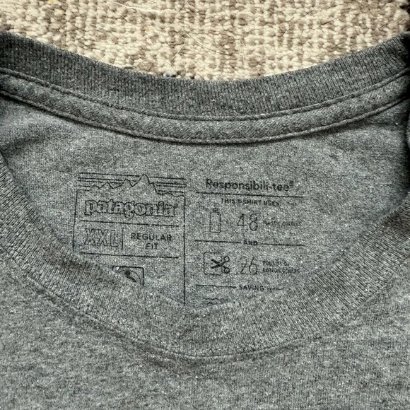 Patagonia Pocket T-Shirt size XXL - Picture 3 of 5